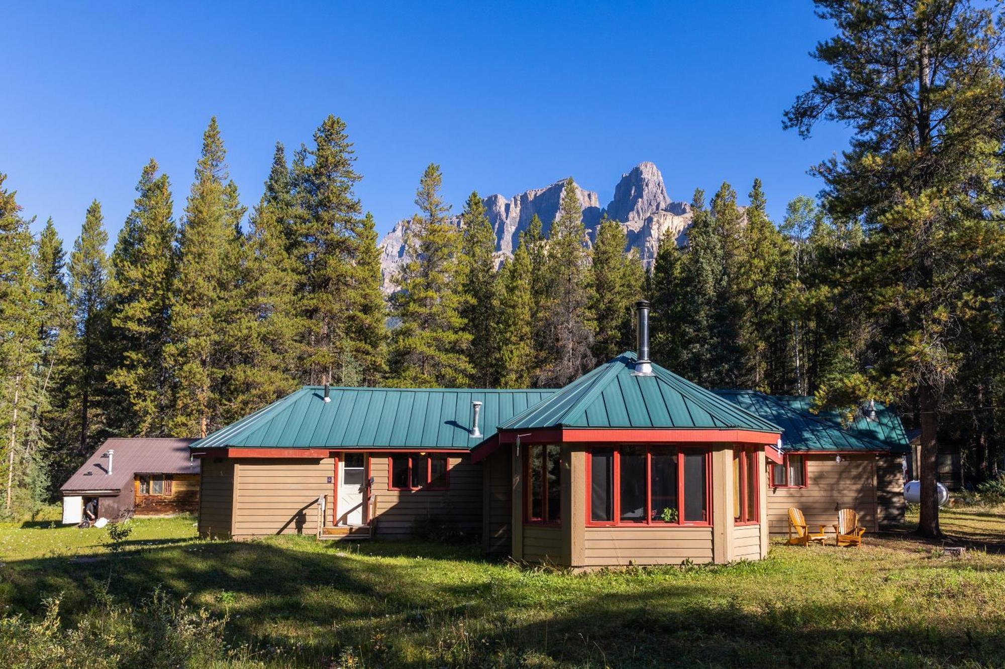 Hi Castle Mountain - Hostel Dış mekan fotoğraf